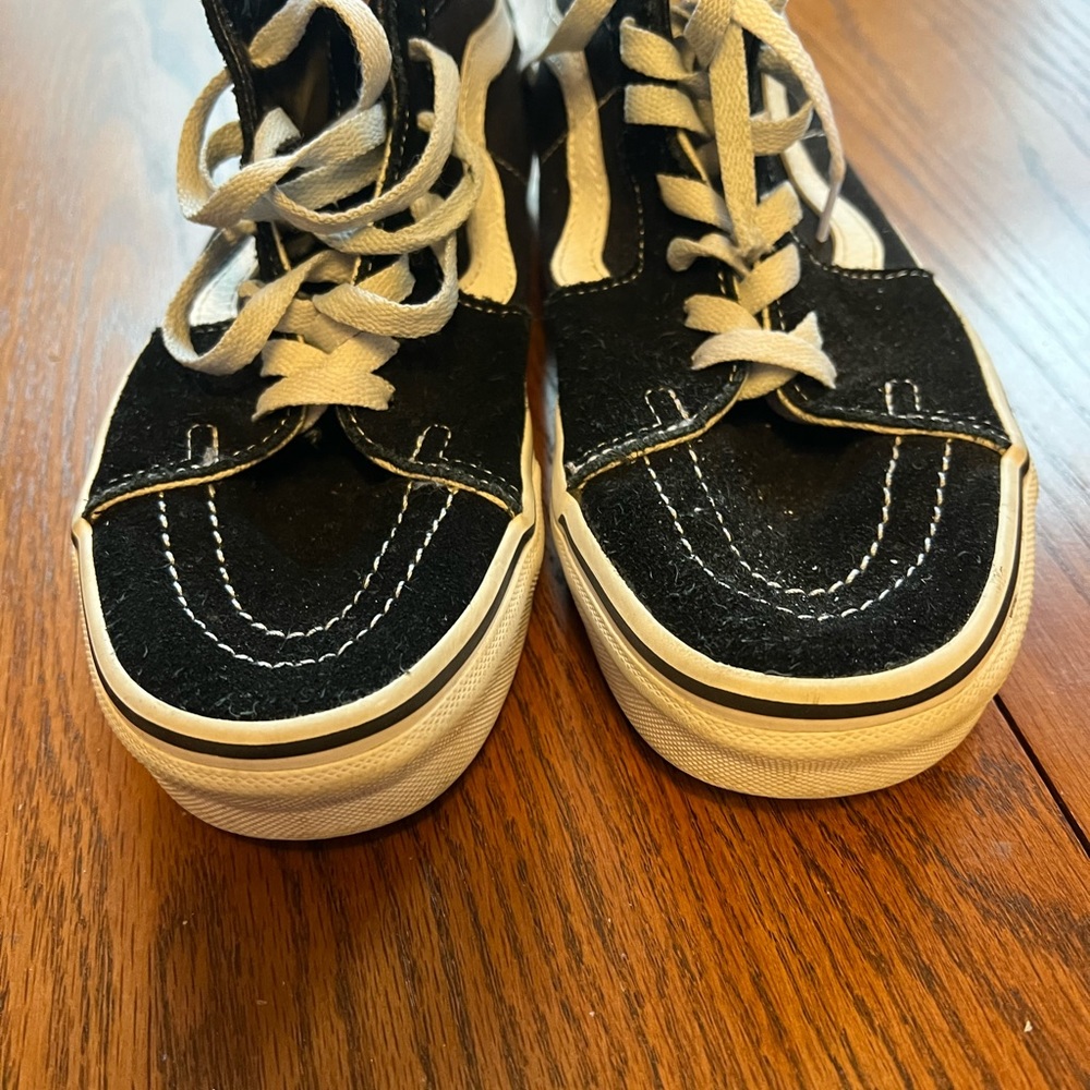 Vans sk8 hi womens black 8.5 skate shoes worn used